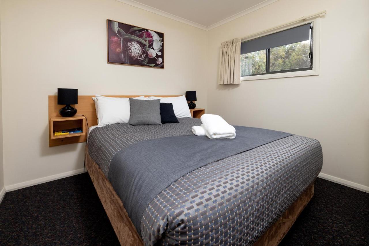 Big4 Hobart Airport Tourist Park Hotel Cambridge Buitenkant foto