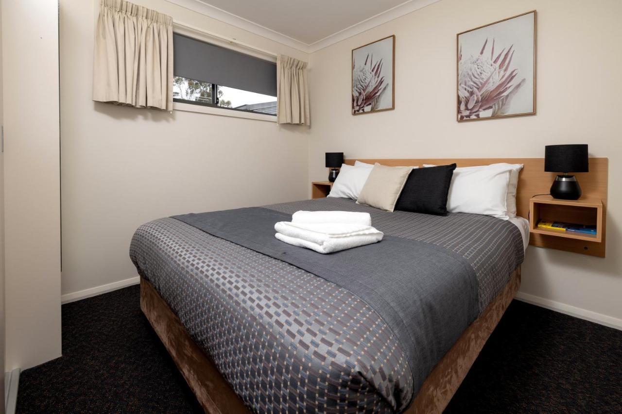 Big4 Hobart Airport Tourist Park Hotel Cambridge Buitenkant foto