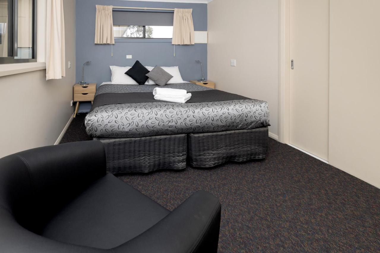 Big4 Hobart Airport Tourist Park Hotel Cambridge Buitenkant foto