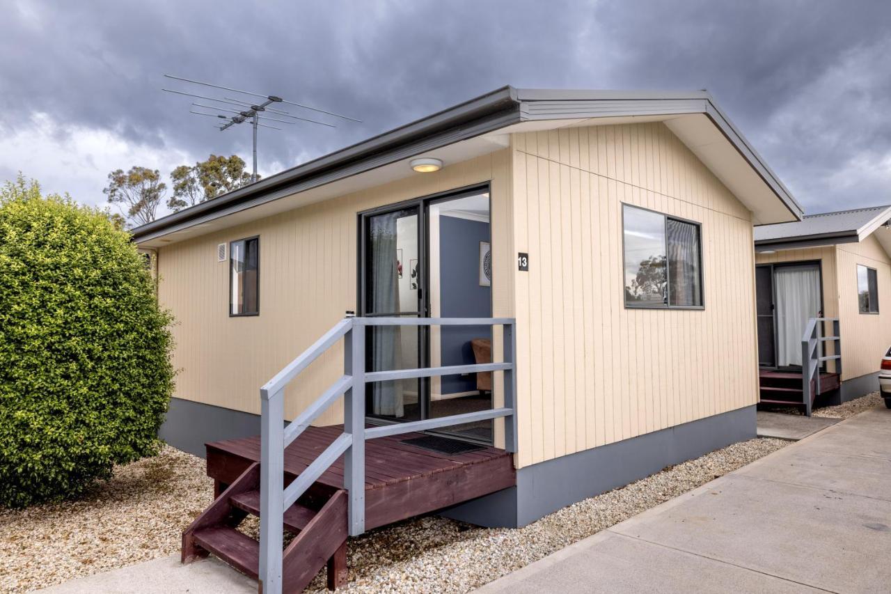 Big4 Hobart Airport Tourist Park Hotel Cambridge Buitenkant foto