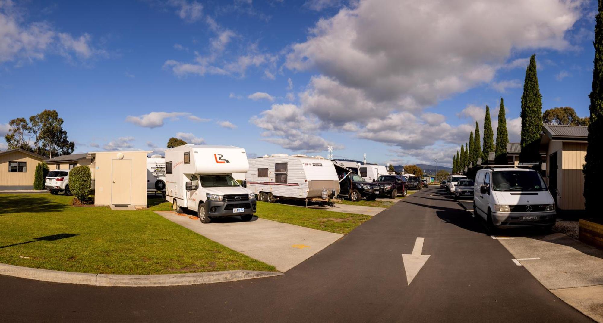 Big4 Hobart Airport Tourist Park Hotel Cambridge Buitenkant foto