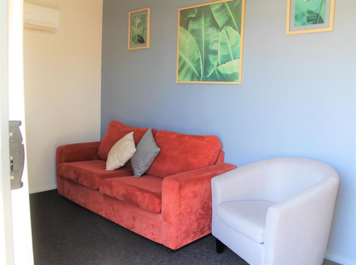 Big4 Hobart Airport Tourist Park Hotel Cambridge Buitenkant foto